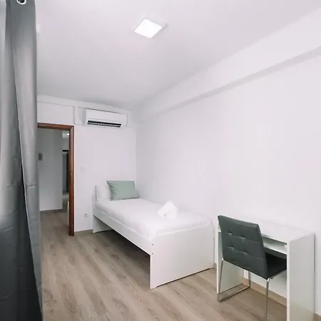 Espacioso, Comodo En El Centro By Apartmán Vigo
