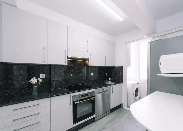 Espacioso, Comodo En El Centro By * Vigo